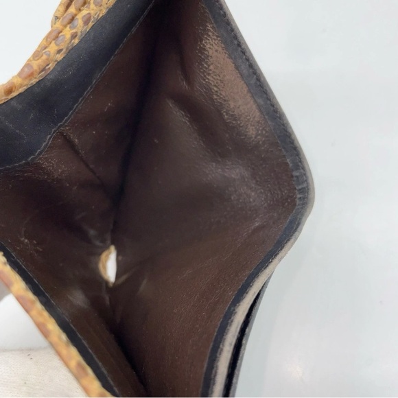 Auth GUCCI 035.0959.2131 Python
Jackie Bifold Brown Wallet - Picture 13 of 16